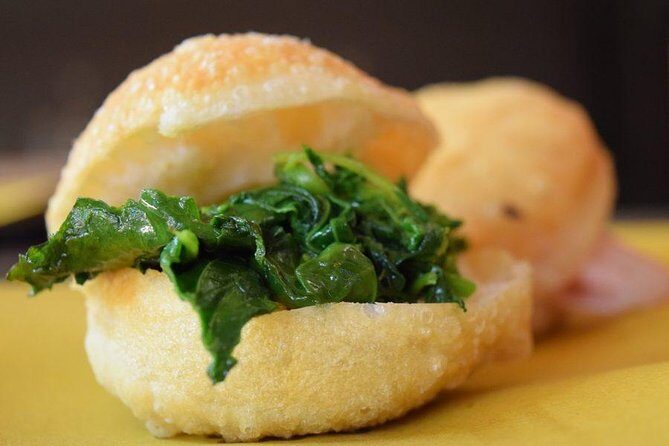 Pizza e Tiramisù class with local mum in Positano - Price & Value