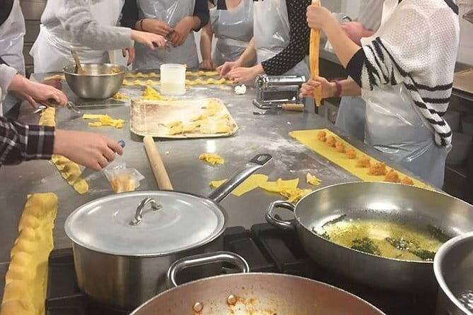 Pizza & Gelato: Family Cooking Class in Florence - Who Will Love This?