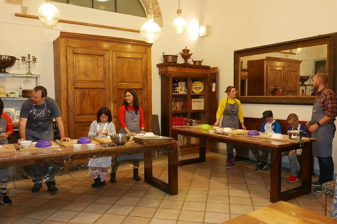 Pizza & Gelato family cooking class in Florence - Eating Europe - The Value of the Experience