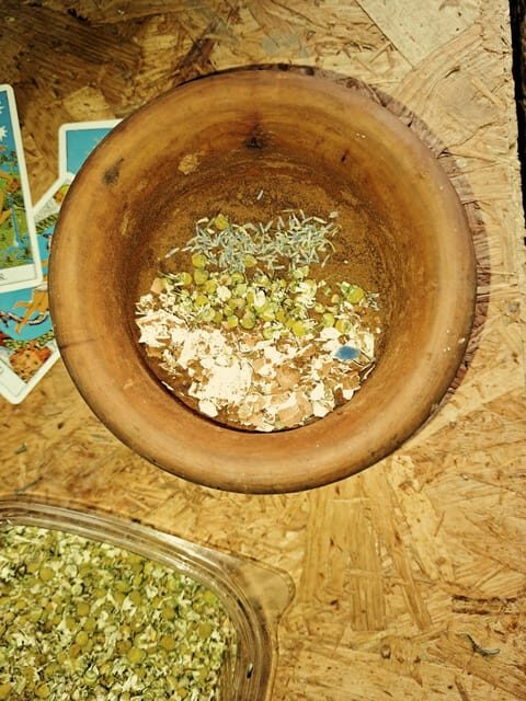 Plants and natural elements for Witchcraft and Tarot - The Tarot Segment and Personal Readings