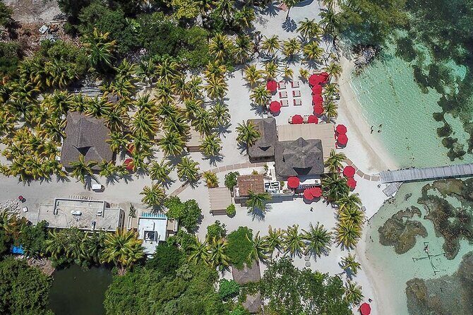 Platinum Catamaran, Drinks, Party and Beach Club! From Cancun - FAQ