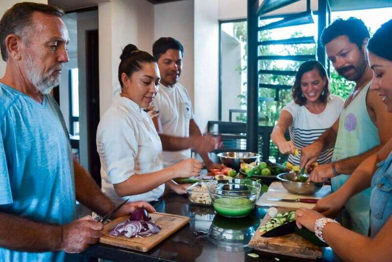 Playa del Carmen: Isas Authentic Mexican Cooking Class - Key Points