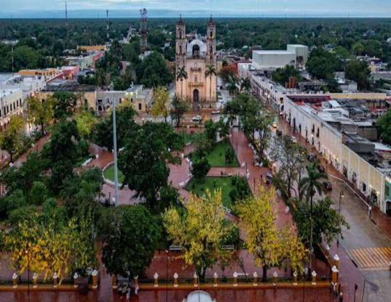 Playa del Carmen: Tour to Chichén Itzá and Valladolid - Key Points