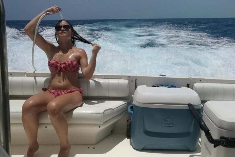 Playa Mujeres: Private Yacht Rental - 4hr SR55H4 #GMBSR55FUN - FAQs