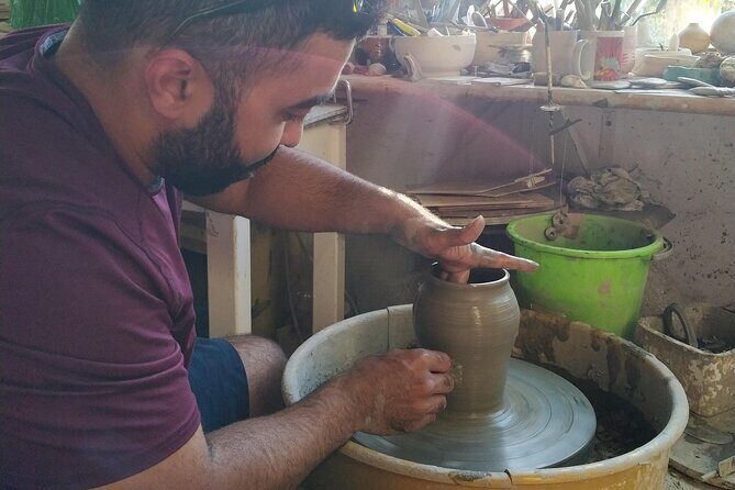 Playing and Creating with Clay 3 Hours Pottery Class - Key Points