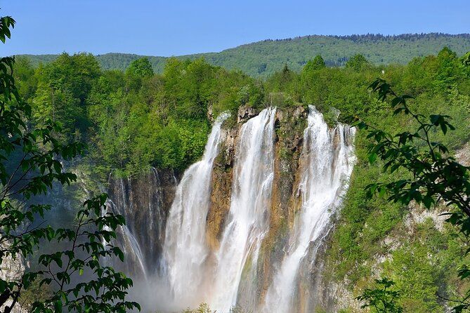 Plitvice Lakes Day Tour from Zadar, Simple and Safe - Crowds, Photo Stops, and the Real Timing Trap