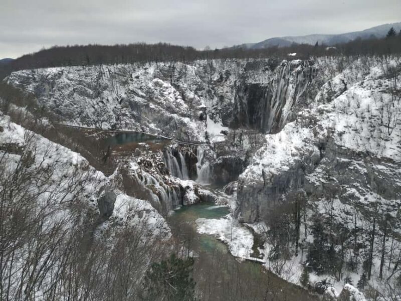 Plitvice Lakes: Guided Walking Tour with Boat Ride - Key Points