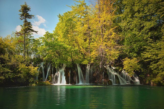 Plitvice Lakes National Park Full day tour - Key Points