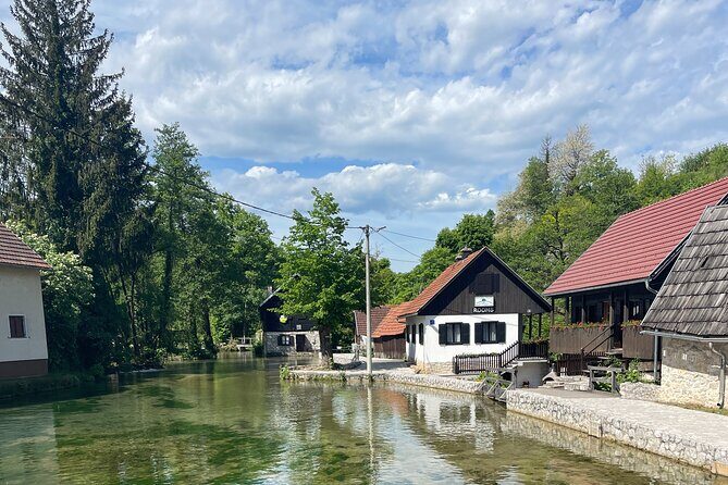Plitvice Lakes & Rastoke Day Trip from Zagreb, Ticket Included - Key Points
