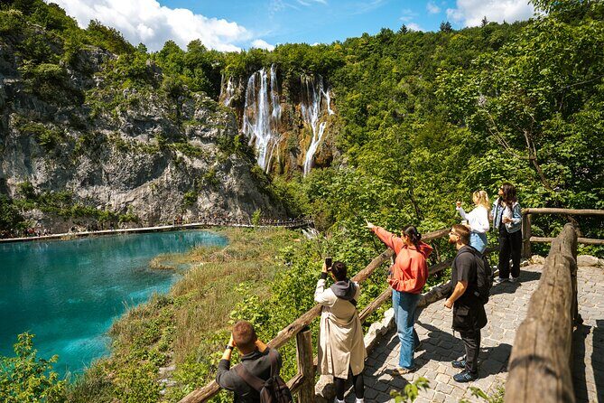 Plitvice Lakes & Rastoke small-group, w/ ticket (ENG or ESP) - Key Points