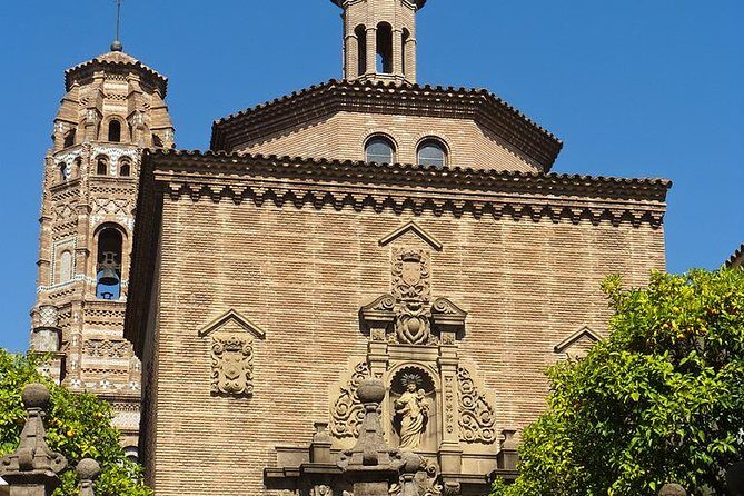 Poble Espanyol Private Tour in Barcelona with Pick up and Drop off - Who Should Consider This Tour?