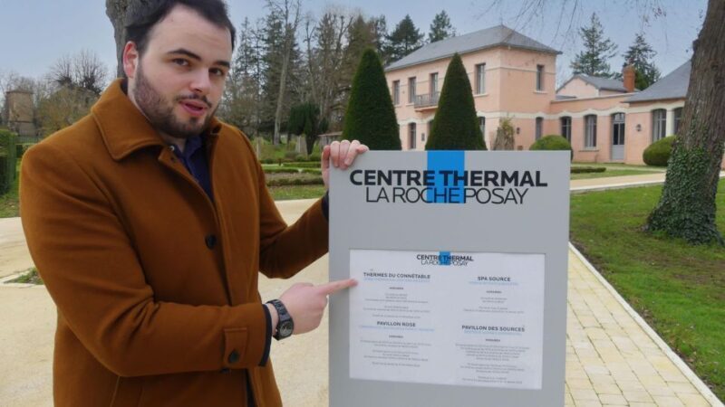 Poitiers: Eleanor's Treasure Hunt Guided City Tour - Exploring Poitiers Through Riddles and Stories