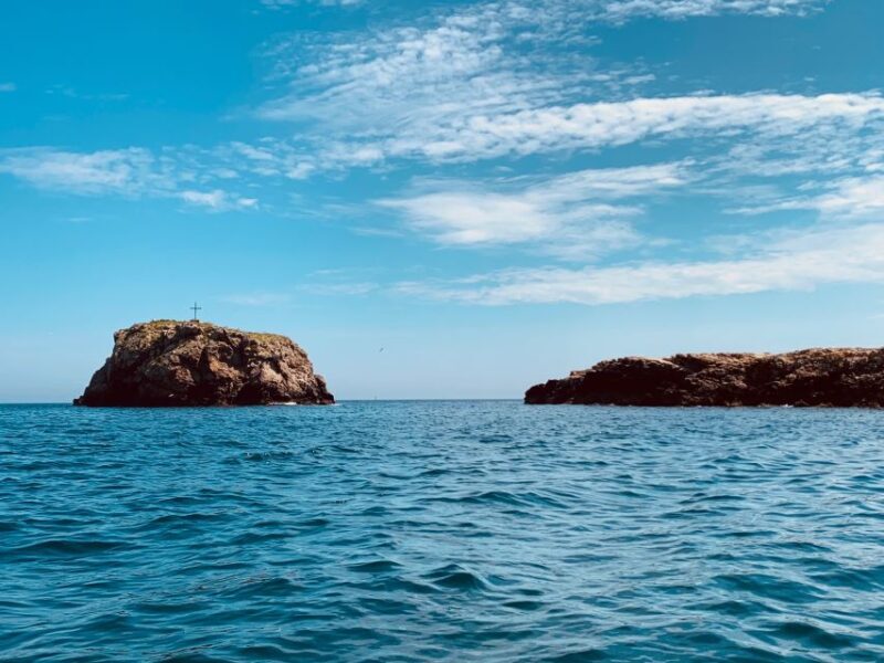 Polignano a Mare: Boat Cave Tour with Aperitif - Key Points