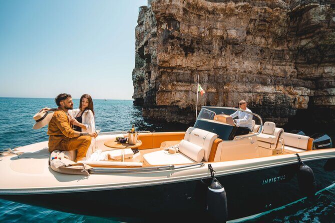 Polignano a Mare: Private Cruise with Champagne 2- hours - FAQs