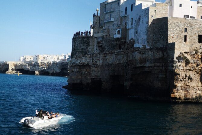 Polignano by boat Private excursion with aperitif - Who Will Love This Tour?
