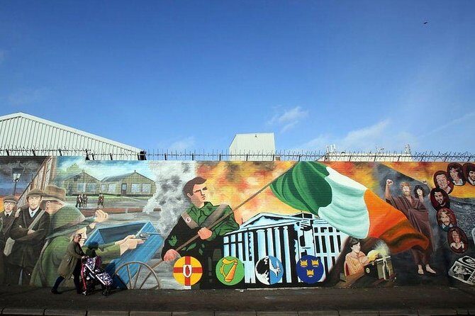 Political Taxi Tour Belfast (1-7 People) - The Tour in Detail: What to Expect