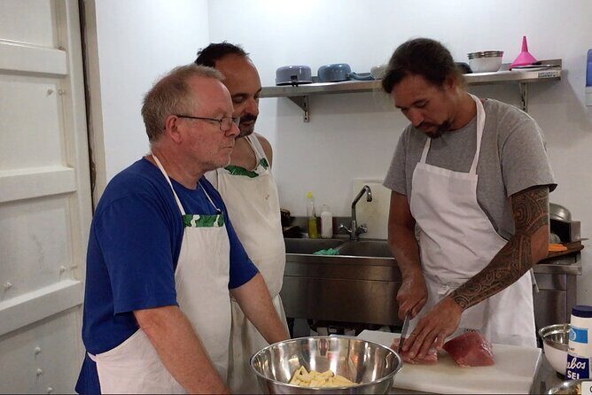 Polynesian culinary experience - Key Points