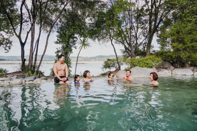 Polynesian Spa Rotorua: Deluxe Lake Spa Hot Spring Bathing - Who Should Consider This Experience?