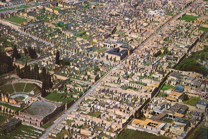 Pompei Skip The Line 2-Hours Guided Tour in English or Italian - Key Points