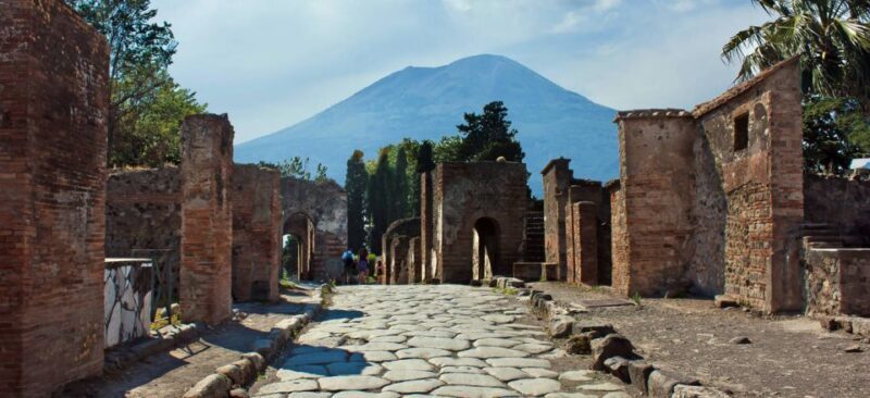 Pompeii: 2-Hour Walking Tour with professional guide - What to Expect from the Tour