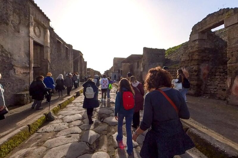Pompeii: 2 Hours Skip the Line Visit with a Licensed Guide - The Itinerary and Its Highlights