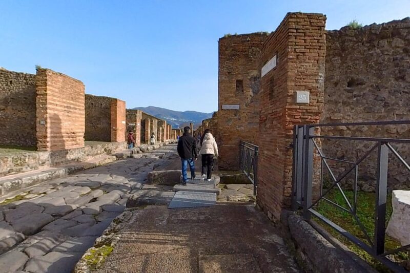 Pompeii: 2 Hours Skip the Line Visit with a Licensed Guide - FAQs