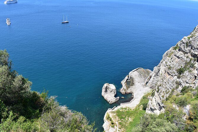 Pompeii & Amalfi Coast Tour from Naples or Sorrento - FAQ