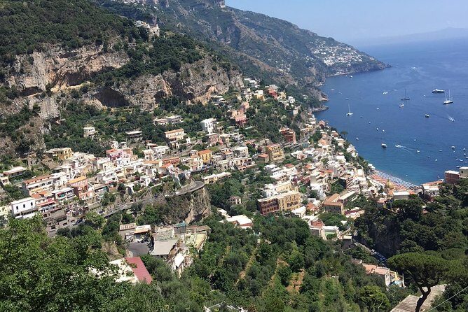Pompeii and Amalfi Coast From Naples - FAQ
