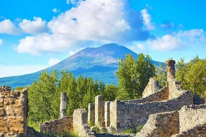 Pompeii and Vesuvius Select from Amalfi - Key Points
