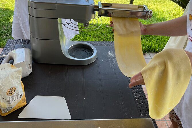 Pompeii cookink class fresh pasta - Discovering the True Taste of Italy: Pompeii Fresh Pasta Cooking Class