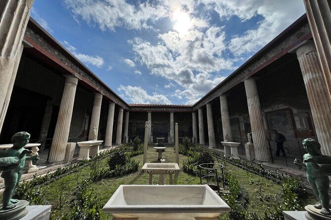 PompeiI Exclusive Tour with your Archaeologist in a Small Group - A Deep Dive into the Pompeii Experience