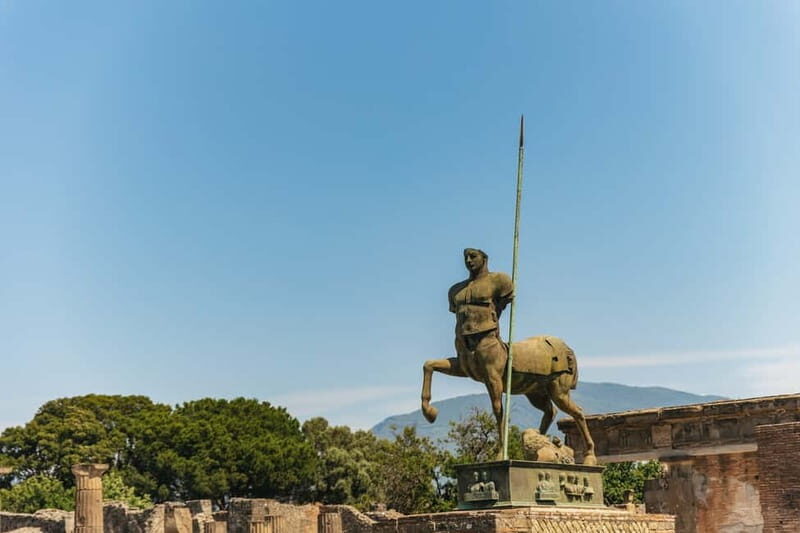 Pompeii: Group Tour with an Archeologist Guide - Key Points