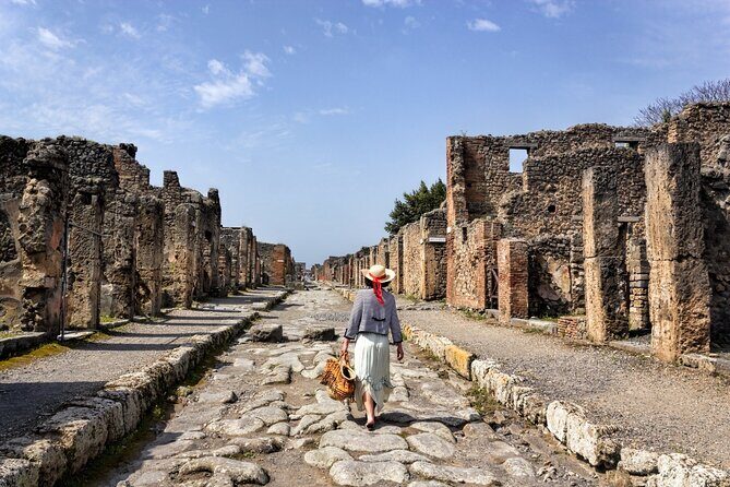 Pompeii guided group tour plus entry ticket - FAQ