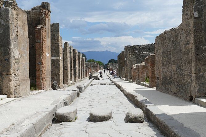 Pompeii Guided Tour From Naples - The Itinerary Breakdown