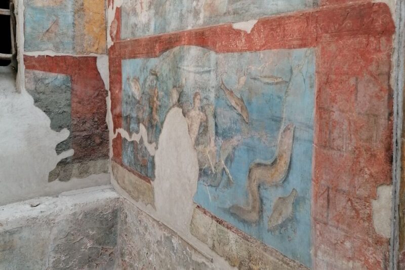 Pompeii: Guided Tour with Archaeologist with max. 12 People - What Does the Price Cover?