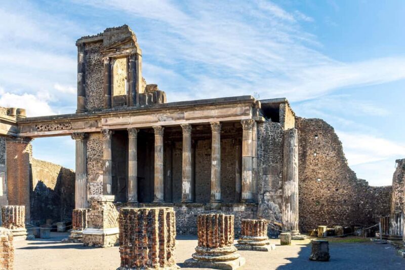 Pompeii: Guided Tour with Skip-the-Line Entry - Exploring Pompeii: Is a Guided Tour with Skip-the-Line Entry Worth It?