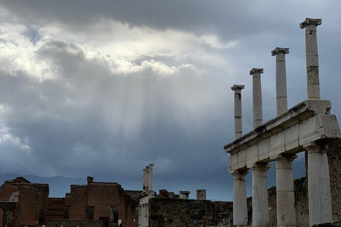 Pompeii & Naples: Full Day Tour with your Local Guide - Who Will Love This Experience?