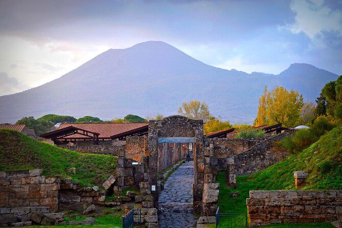 Pompeii Private Tour From Rome with Guide and Entrance tickets - Final Thoughts: Is This Tour Right for You?