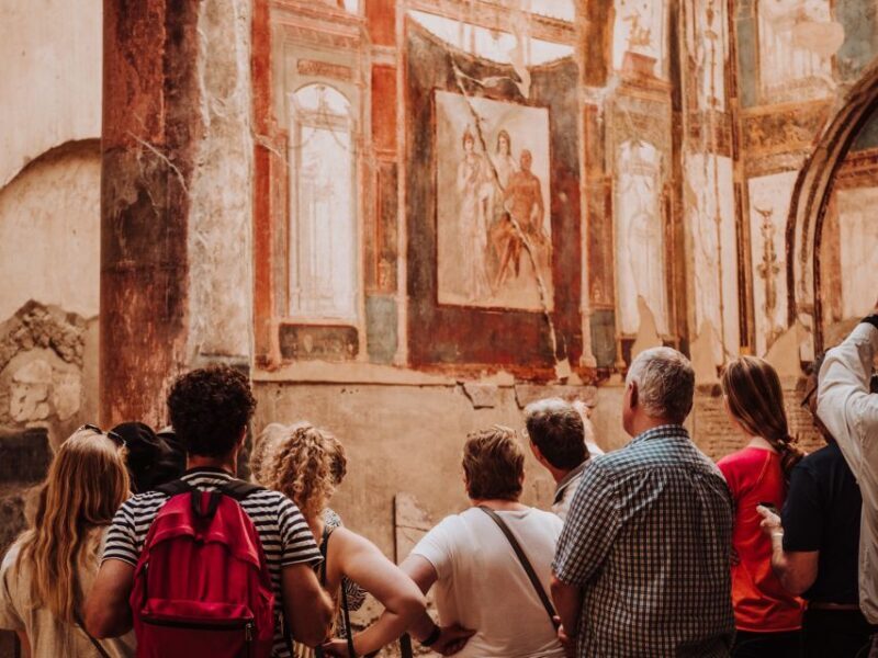 Pompeii: Small-Group Tour of Pompeii and Herculaneum - Key Points