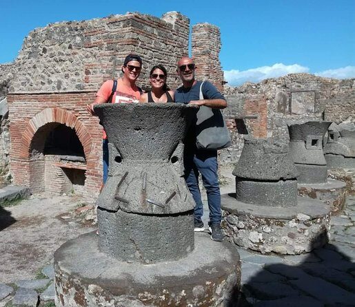 Pompeii Tour from Naples: Skip-the-Line Entry + Guided Visit - What’s Missing or to Consider