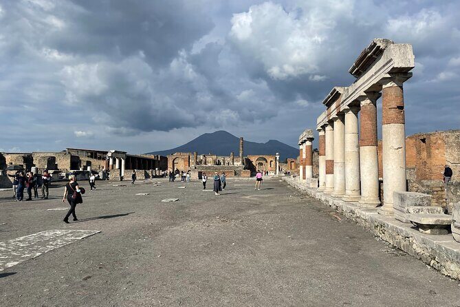 Pompeii Tour with Skip The Line Ticket 2h 30min - What Could Be a Drawback?