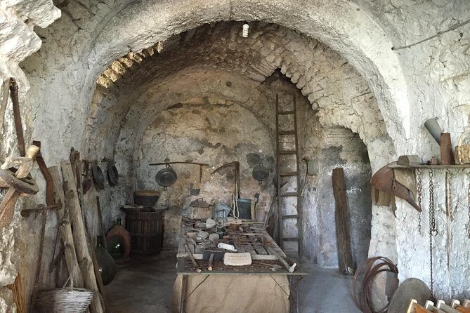 Pompeii-Wine tasting tour from Sorrento, licensed guide included - Who Would Love This Tour?