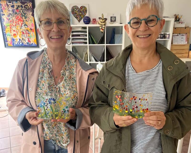 Pont-du-Château: create your own jewelry or decorative objects in fused glass - Who Should Consider This?