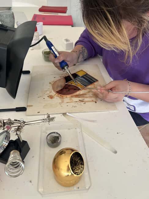 Pont-du-Château: create your own Tiffany stained glass cactus plant - How This Experience Fits into Your Trip