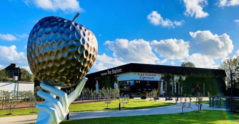 Pont-l'Évêque: DISTILLERIE PERE MAGLOIRE Entry with Tastings - Key Points