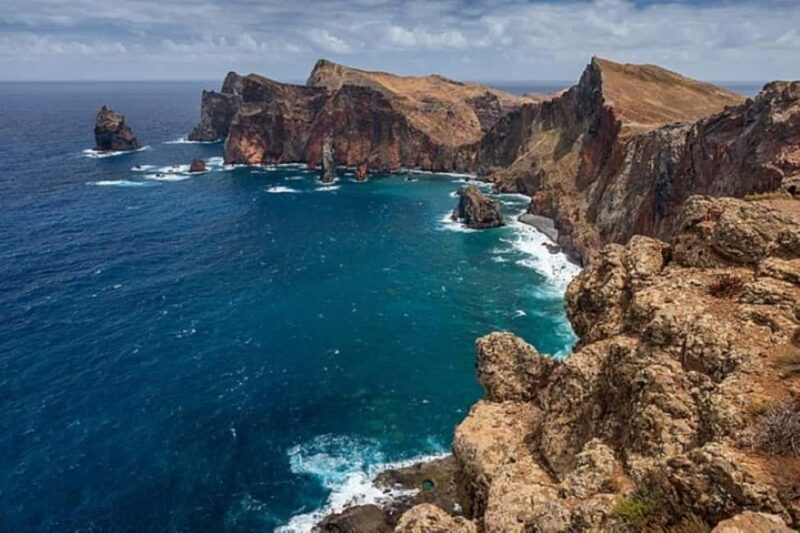 Ponta de Sao Lourenco: Volcanic Beauty & Ocean Views Tour - Key Points