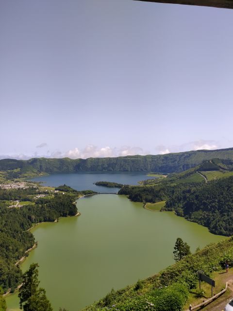 Ponta Delgada: Sete Cidades & Lagoa do Fogo Tour with Lunch - Exploring the Azores: A Detailed Look at the Sete Cidades & Lagoa do Fogo Tour with Lunch