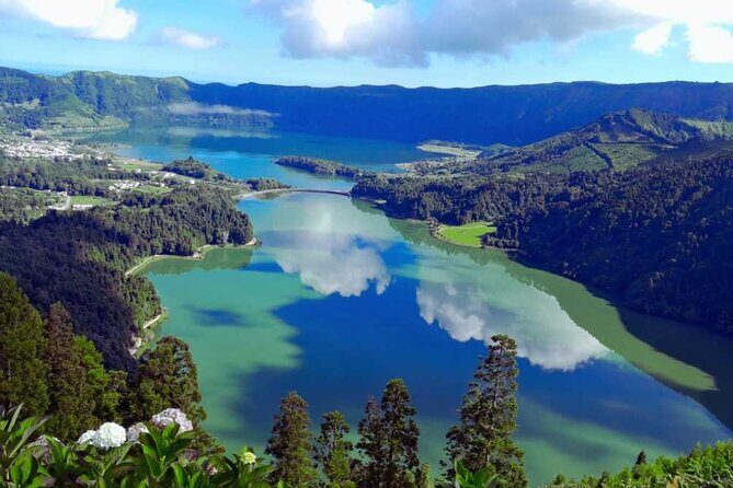 Ponta Delgada: Shore Excursion, Sete Cidades, Blue & Green Lake - What the Tour Looks Like: An In-Depth Breakdown