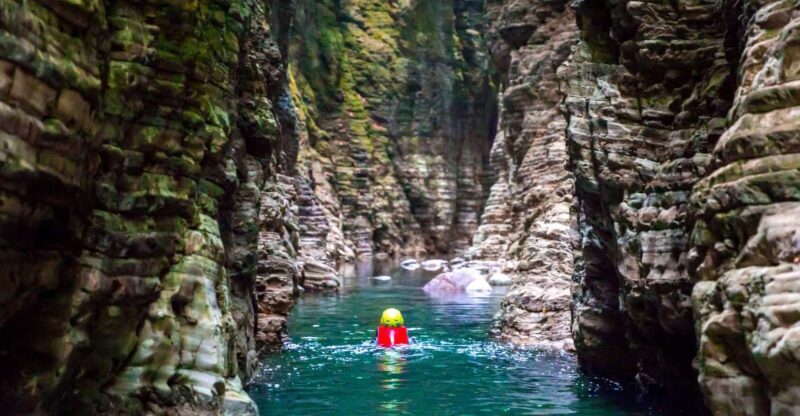 Pontremoli: Stretti di Giaredo Canyoning Tour - Key Points