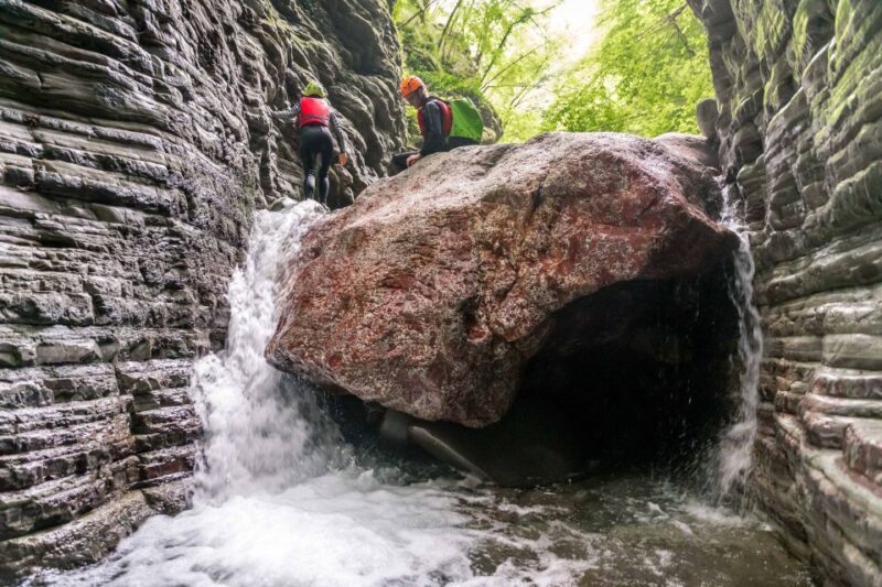 Pontremoli: Stretti di Giaredo Canyoning Tour - The Highlights That Make This Tour Stand Out
